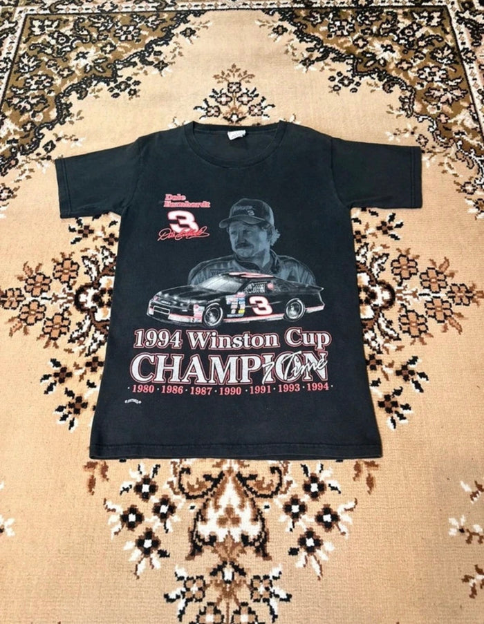 Vintage 90’s Nutmeg Dale Earnhardt Champion Nascar Racing T-shirt - Size: Medium