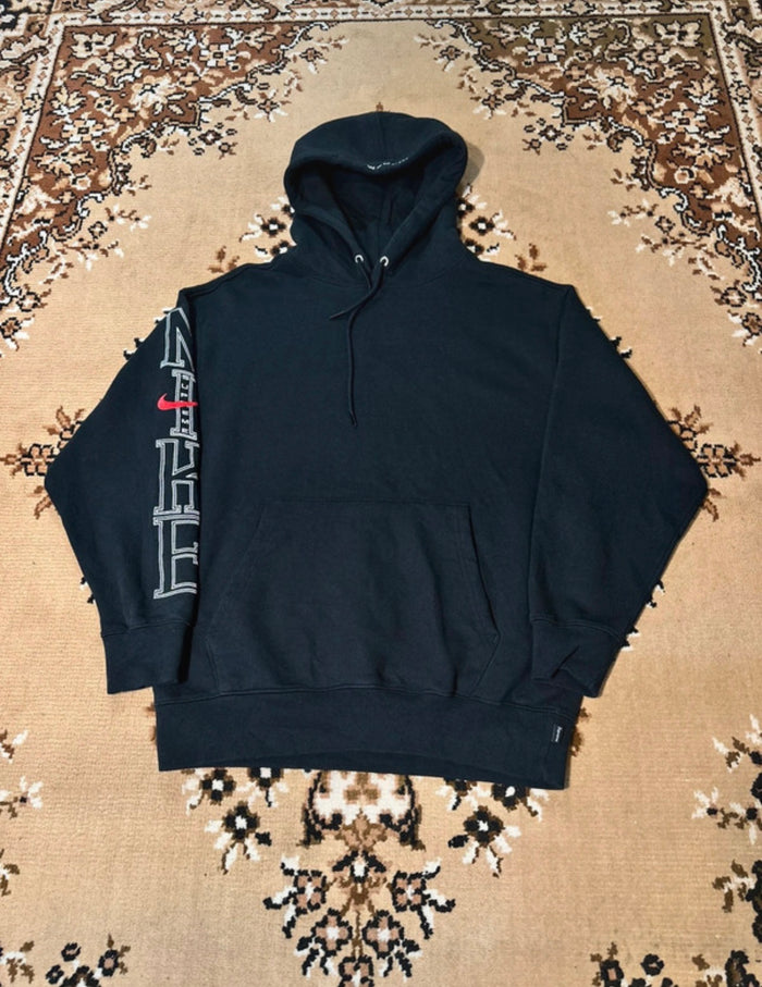 Nike x Supreme Black Pullover Embroidered Hoodie - Size: Small