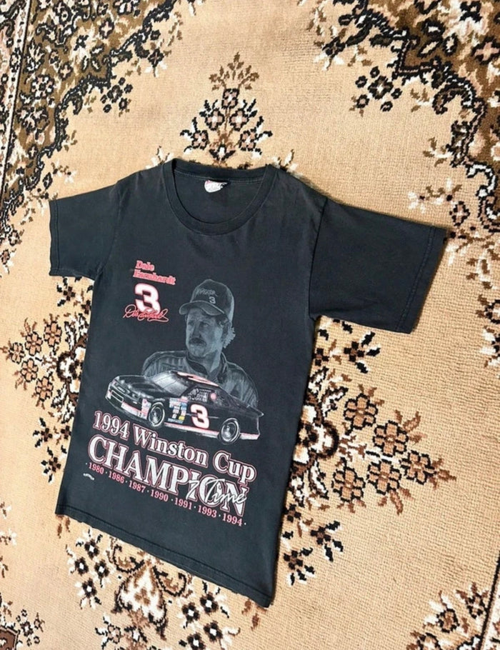 Vintage 90’s Nutmeg Dale Earnhardt Champion Nascar Racing T-shirt - Size: Medium